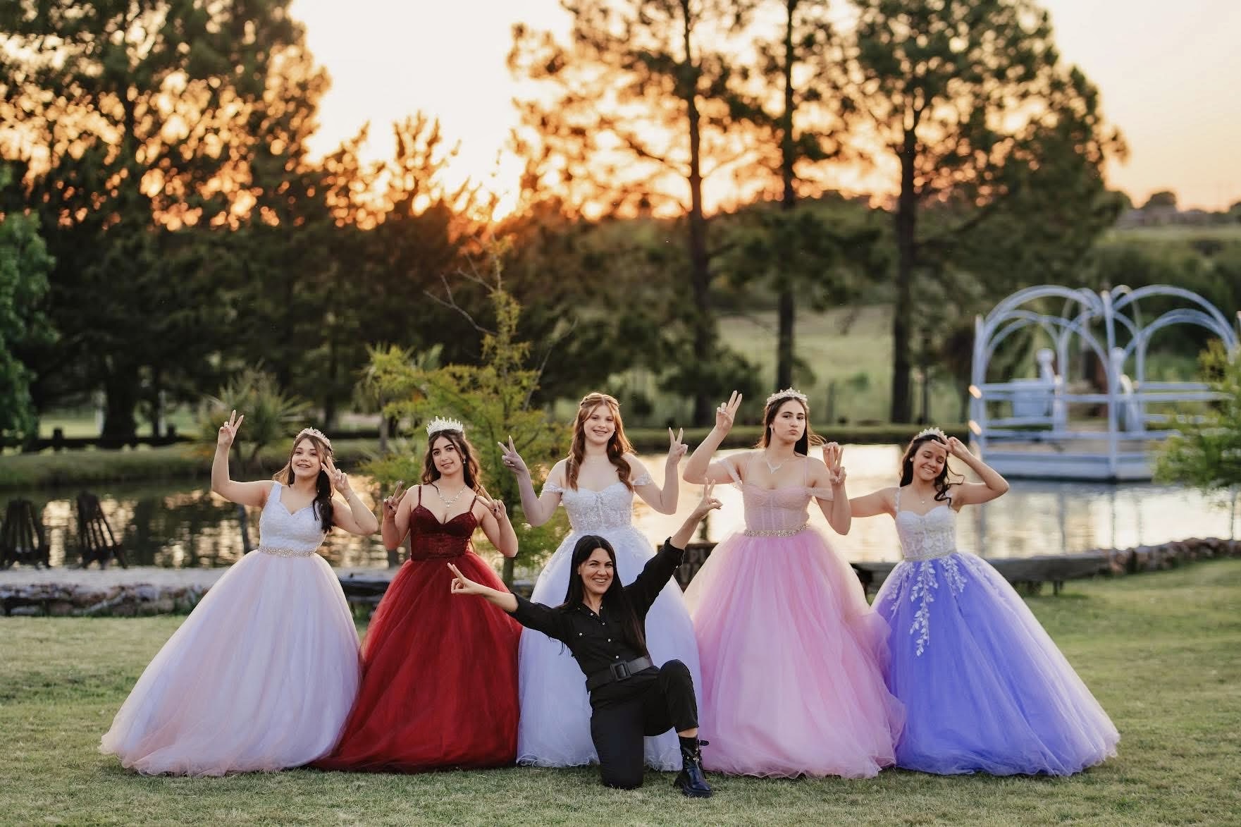 Carolina Dress con quinceañeras